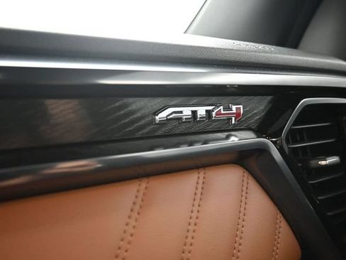 Used 2025 GMC Canyon AT4 w/ Nightfall Edition AWD/4WD image 20