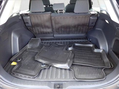 Used 2024 Toyota RAV4 LE AWD/4WD image 7