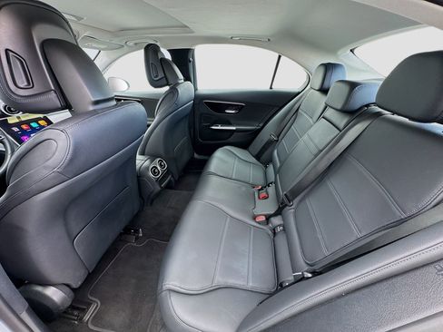 Used 2025 Mercedes-Benz C 300 Sedan image 16