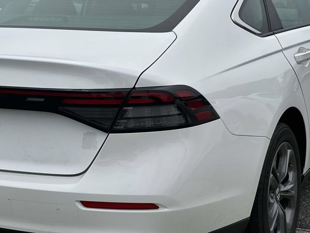 Used 2024 Honda Accord EX image 11