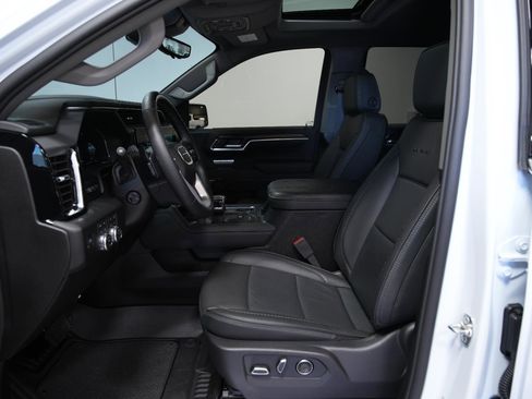 Used 2026 GMC Sierra 1500 Denali AWD/4WD image 33