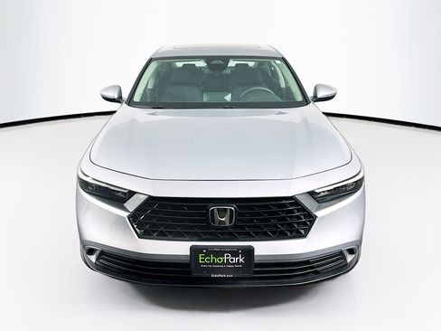 Used 2024 Honda Accord EX image 2