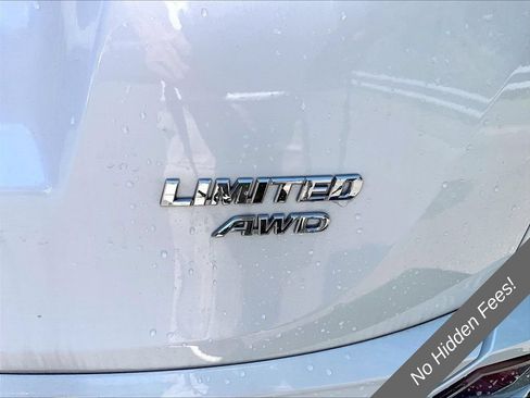 Used 2016 Toyota RAV4 Limited AWD/4WD image 8