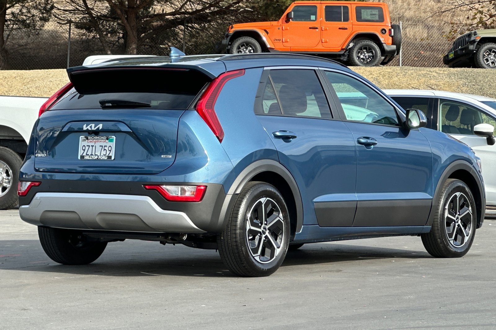 Certified 2026 Kia Niro EX FWD image 5