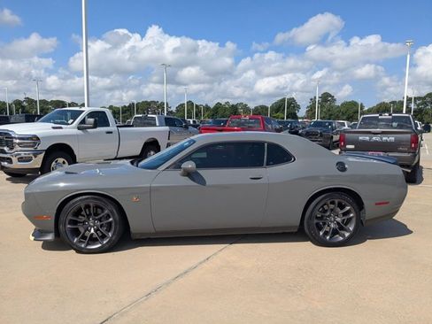 Used 2023 Dodge Challenger R/T Scat Pack w/ Plus Package RWD image 8