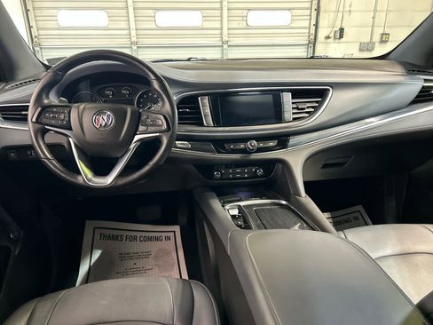 Used 2023 Buick Enclave Essence w/ Experience Buick Package AWD/4WD image 4