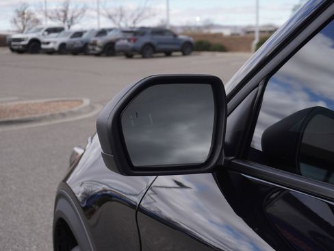 New 2026 Ford Explorer Active image 17