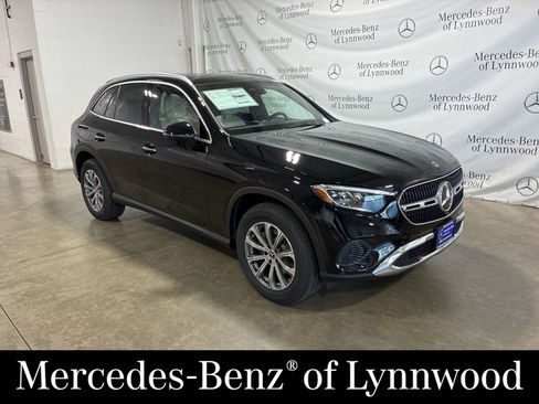 New 2026 Mercedes-Benz GLC 300 4MATIC image 1