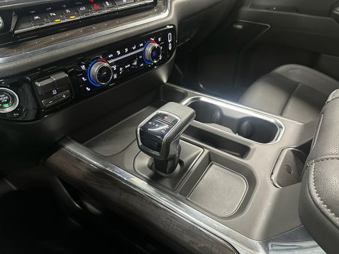 Certified 2024 Chevrolet Silverado 1500 LTZ w/ LTZ Convenience Package II image 33