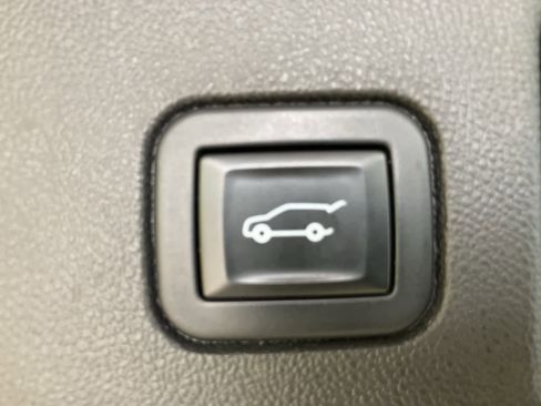 Used 2021 Chevrolet Equinox LT image 28