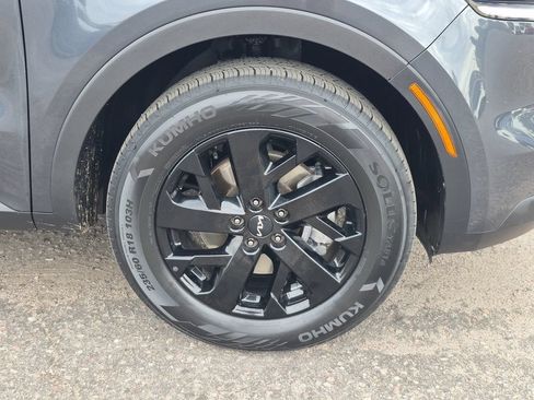 Used 2023 Kia Sorento S AWD/4WD image 18
