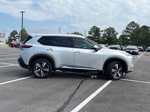 Used 2022 Nissan Rogue Platinum w/ Head-Up Display Package FWD image 39
