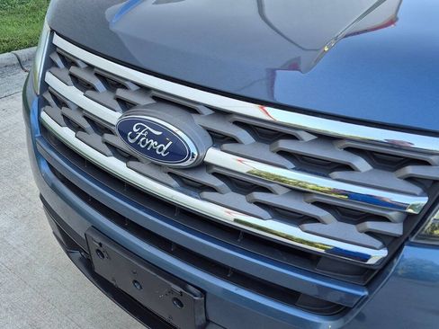 Used 2018 Ford Explorer FWD image 14