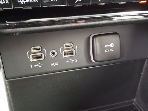 New 2025 Jeep Grand Cherokee L Limited w/ Black Appearance Package image 22