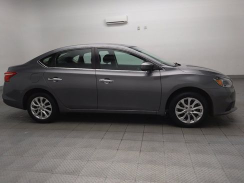 Used 2019 Nissan Sentra SV FWD image 11