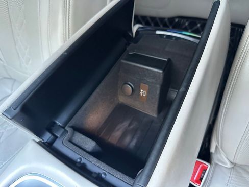 Used 2020 BMW 750i xDrive w/ Executive Package image 51