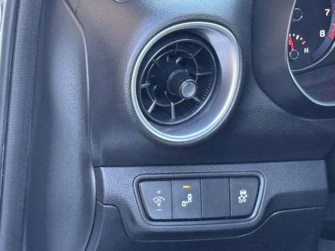 Used 2023 Kia Forte GT-Line w/ GT-Line Premium Package image 22