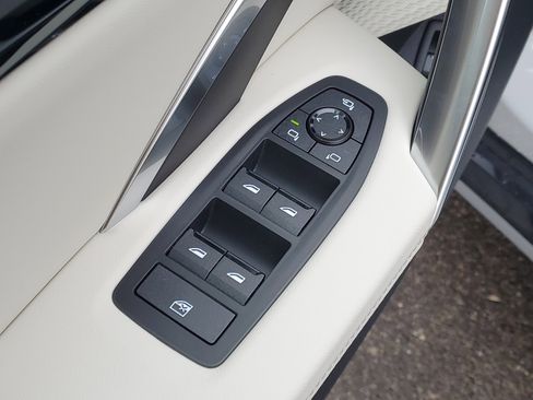 New 2026 BMW X1 xDrive28i w/ Technology Package image 6