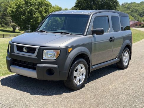 Used 2005 Honda Element EX image 1
