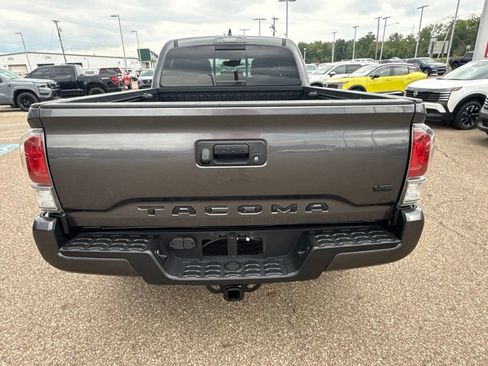 Used 2020 Toyota Tacoma 4x4 Double Cab image 7
