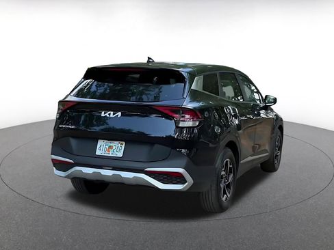 Used 2025 Kia Sportage LX FWD image 12