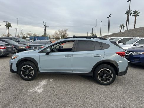 Used 2021 Subaru Crosstrek 2.0i Premium image 8