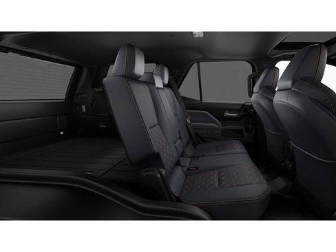 New 2026 Toyota 4Runner Platinum image 7