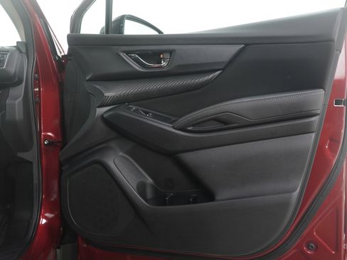 Used 2025 Subaru Ascent Premium image 9