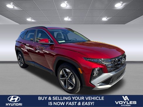 Certified 2025 Hyundai Tucson SEL image 1