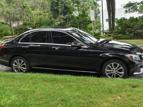 Used 2016 Mercedes-Benz C 300 4MATIC Sedan image 9