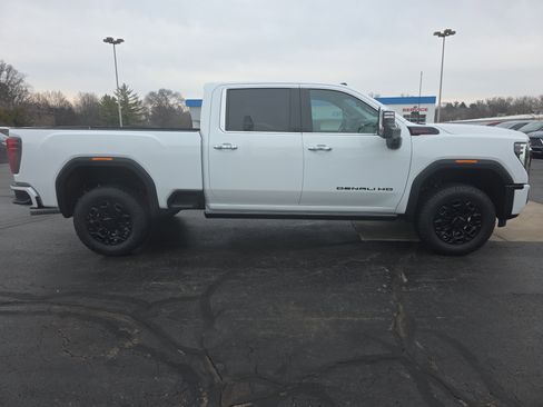 New 2026 GMC Sierra 3500 Denali w/ Technology Package image 29