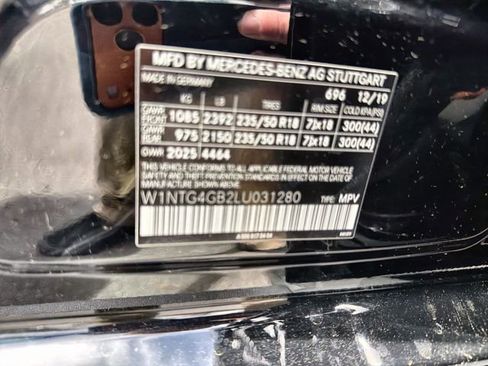 Used 2020 Mercedes-Benz GLA 250 4MATIC image 32