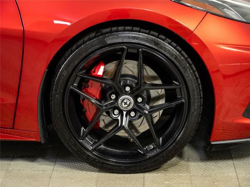Used 2023 Chevrolet Corvette Stingray Preferred Cpe w/ Z51 Performance Package RWD image 31