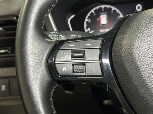 Used 2023 Honda Pilot EX-L image 24