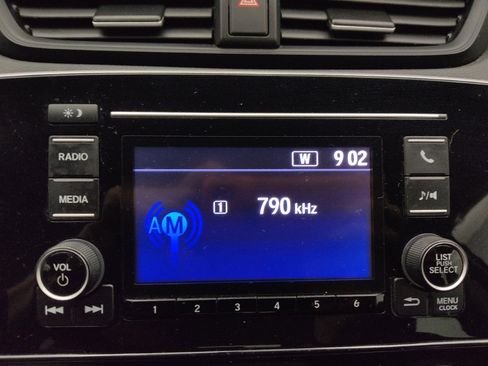 Used 2019 Honda CR-V LX image 25