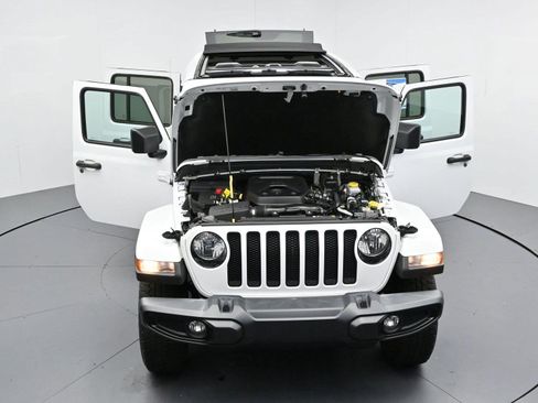 Used 2023 Jeep Wrangler Unlimited Sahara AWD/4WD image 46
