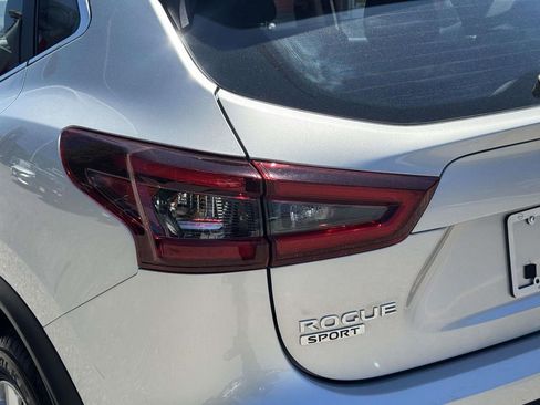 Certified 2022 Nissan Rogue Sport S AWD/4WD image 11