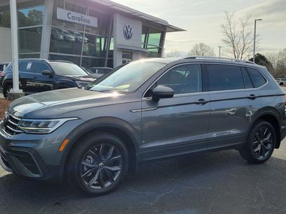 Used 2022 Volkswagen Tiguan SE