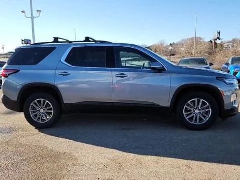 Certified 2023 Chevrolet Traverse LT image 9