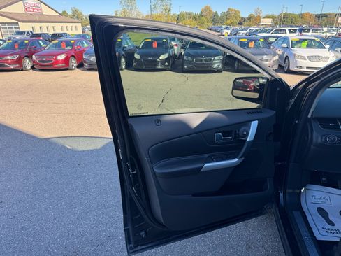 Used 2011 Ford Edge Limited image 14