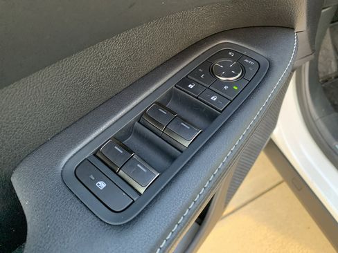 Certified 2025 Lexus RX 350 FWD image 15