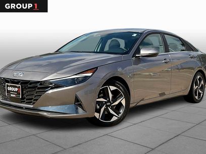 Used 2023 Hyundai Elantra Limited