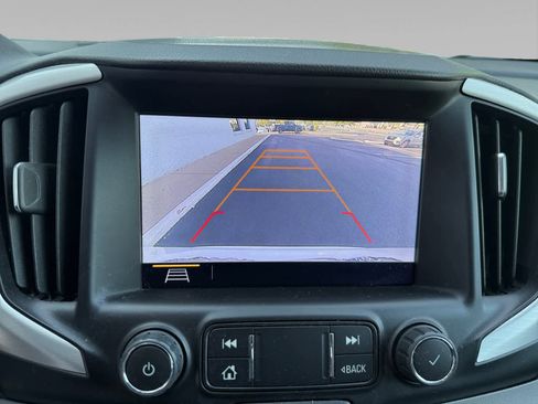 Used 2019 GMC Terrain SLT w/ Preferred Package FWD image 16