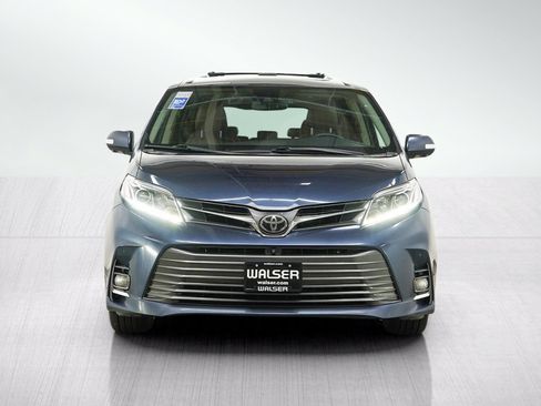 Used 2020 Toyota Sienna Limited Premium AWD/4WD image 8