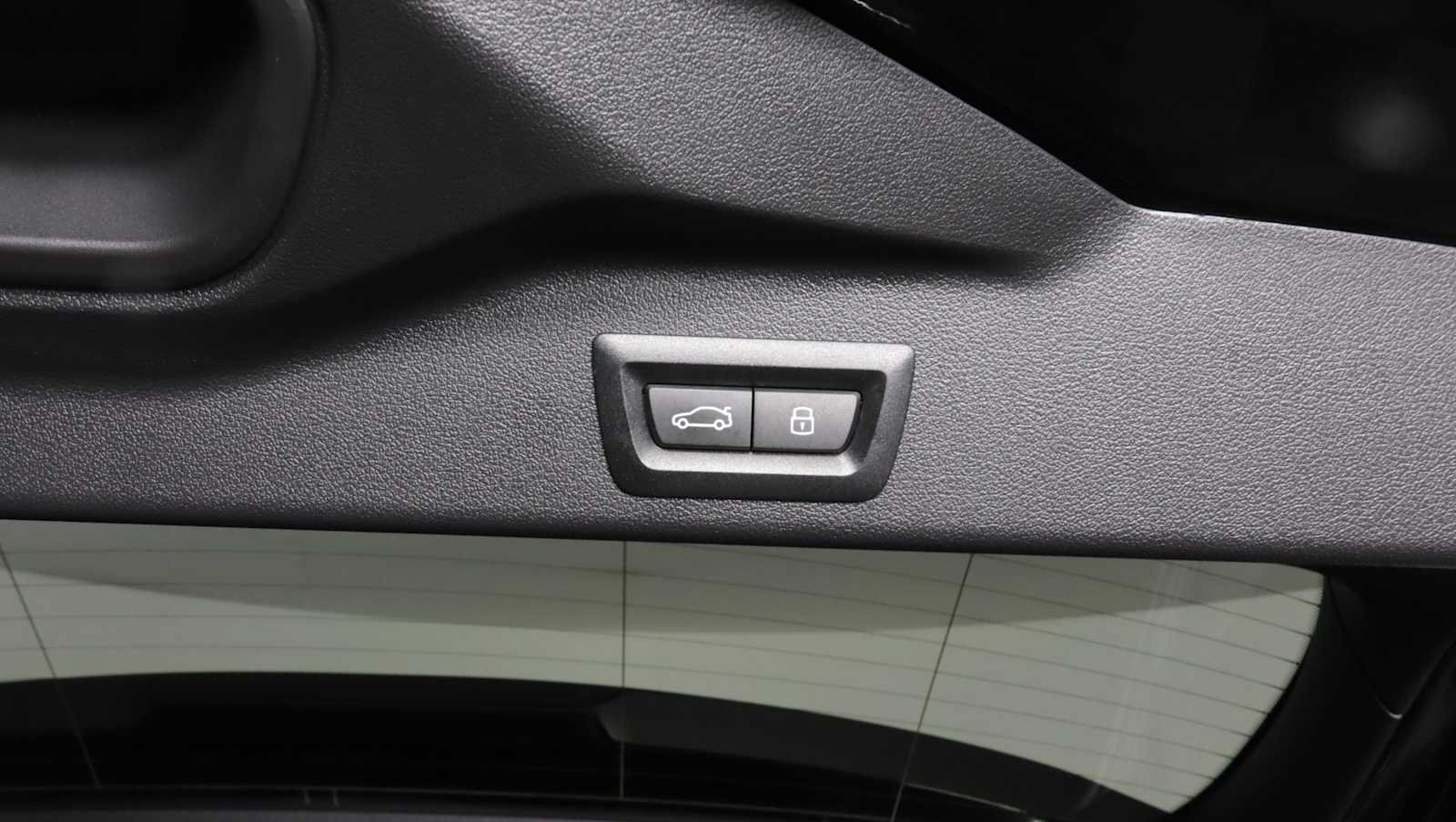 Used 2024 BMW X5 xDrive40i w/ Premium Package AWD/4WD image 30