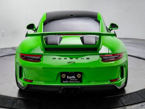 Used 2018 Porsche 911 GT3 RWD image 15
