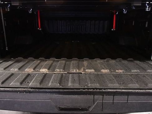 Used 2025 GMC Sierra 2500 AT4 AWD/4WD image 14