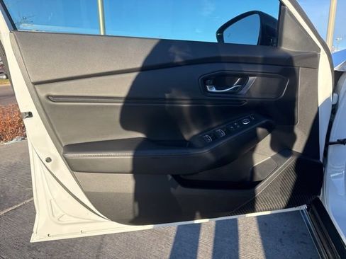 Used 2023 Honda Accord Sport image 13