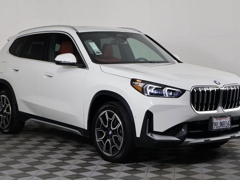 Used 2025 BMW X1 xDrive28i w/ Convenience Package image 3