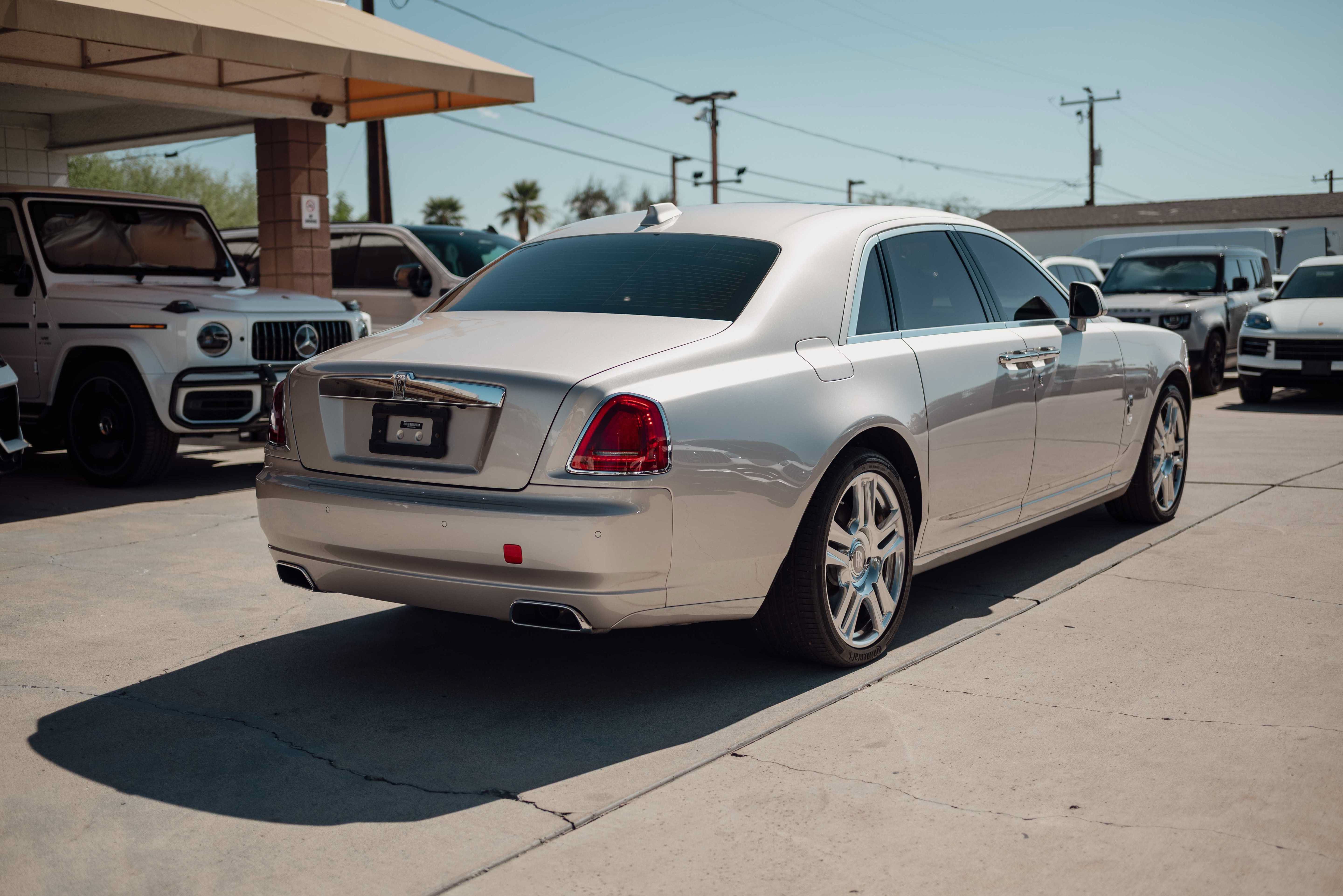 Used 2020 Rolls-Royce Ghost RWD image 4
